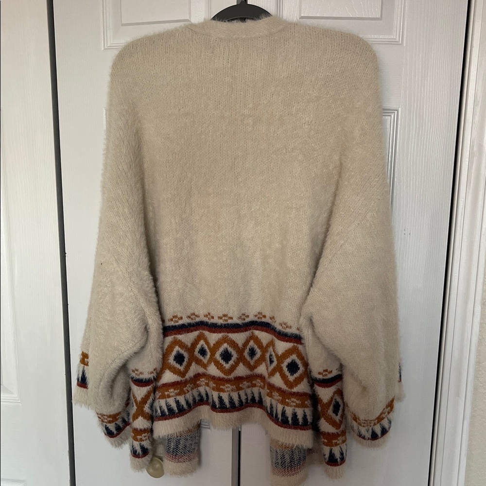 a.n.a Cream Cardigan with Multicolor Geometric Pattern - Picture 4 of 4